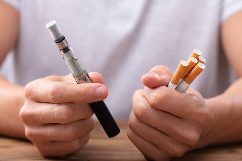 Țigările electronice sunt alternativa mult mai sănătoasă la țigările clasice